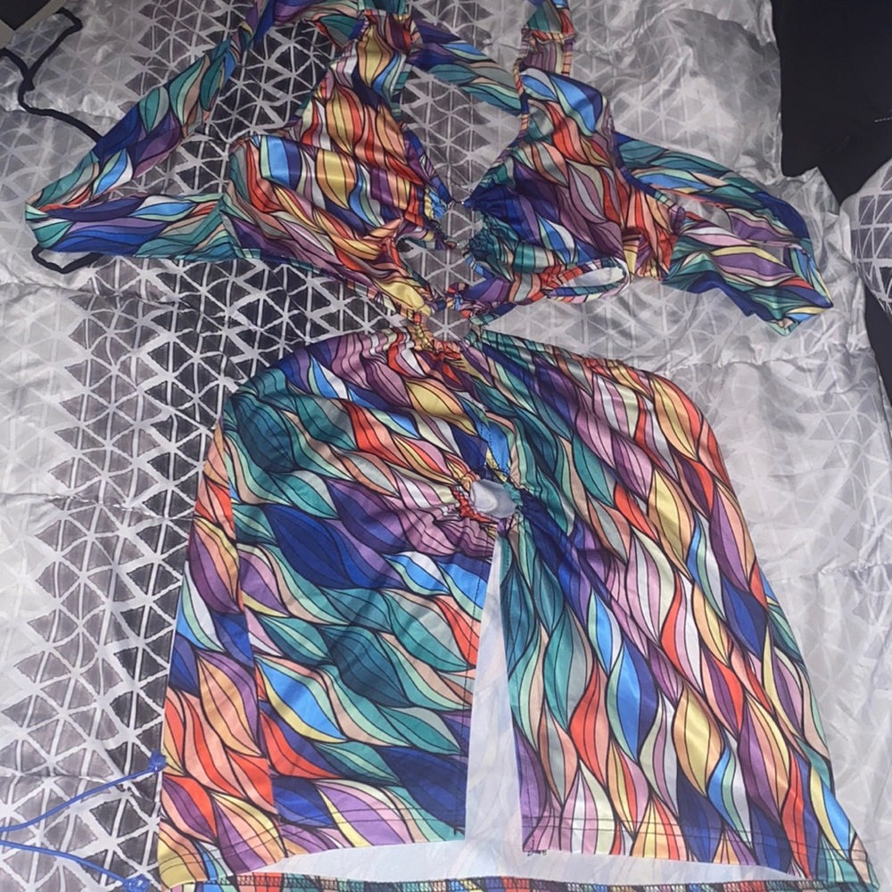Colorful dress size small